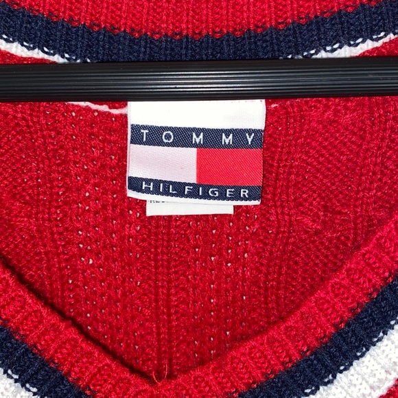 Tommy Hilfiger VTG 90's Y2K Red Ribbed Cable Knit Preppy Varsity Sweater Vest - Picture 4 of 6